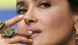 Best 40 Salma Hayek Quotes